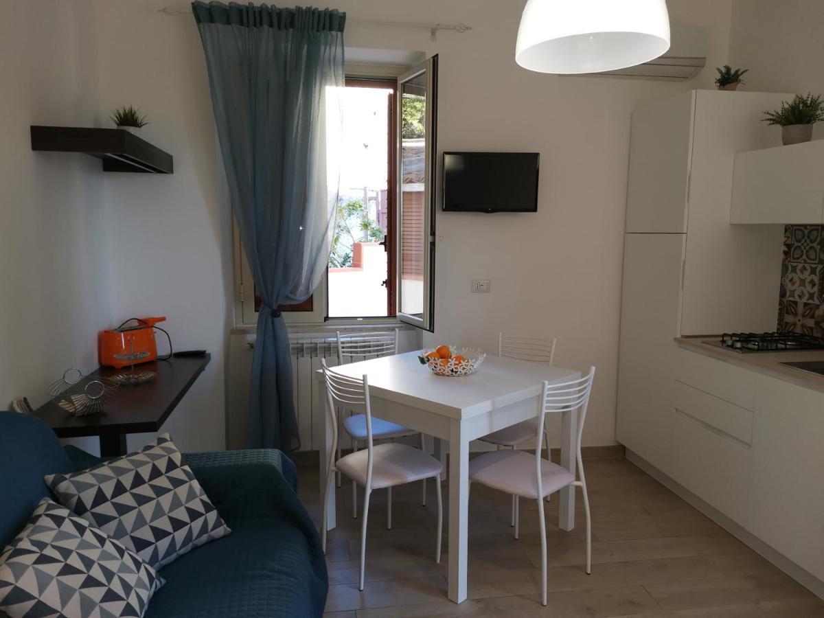 טאורמינה La Cartolina Apartment מראה חיצוני תמונה
