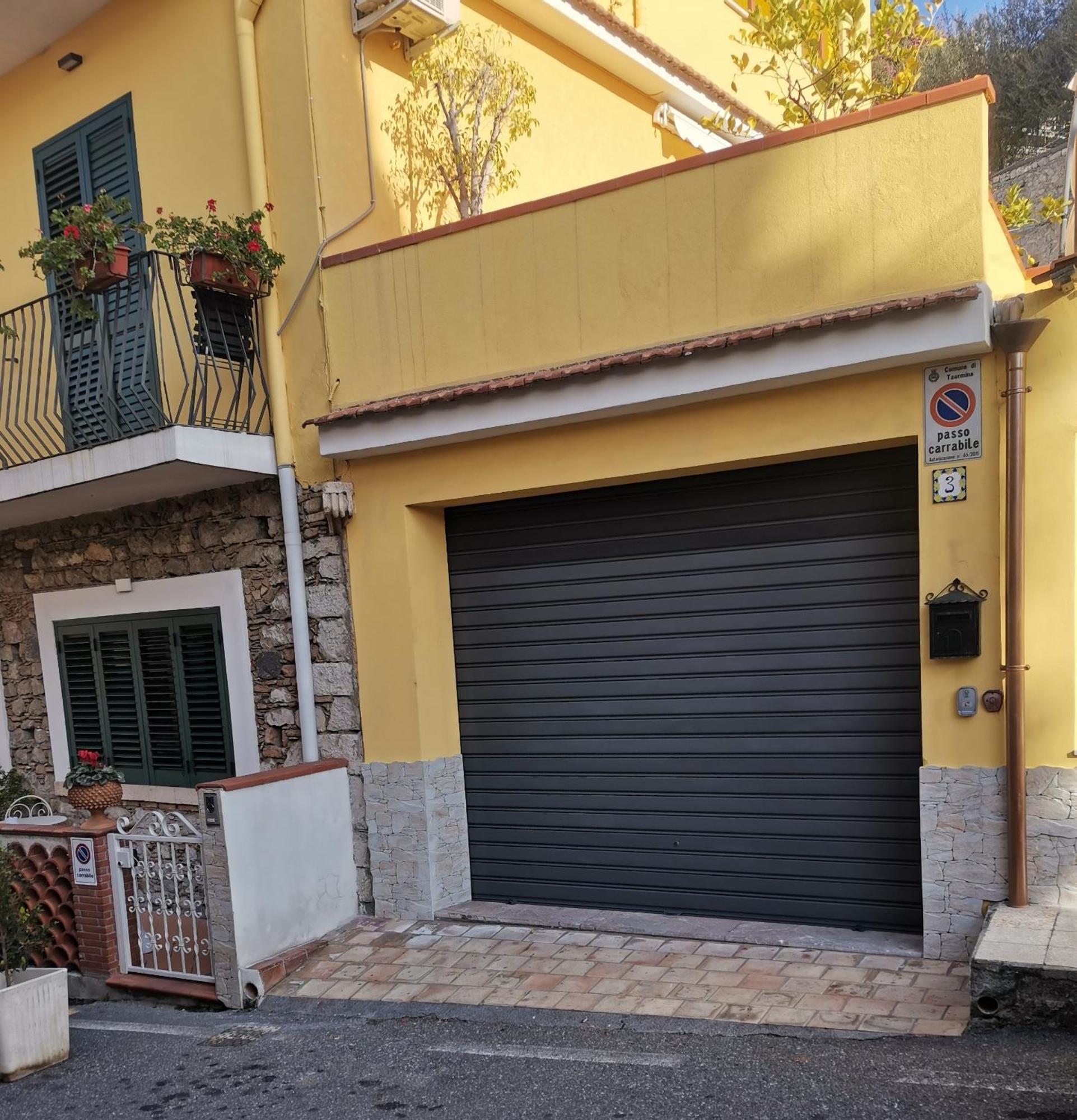טאורמינה La Cartolina Apartment מראה חיצוני תמונה