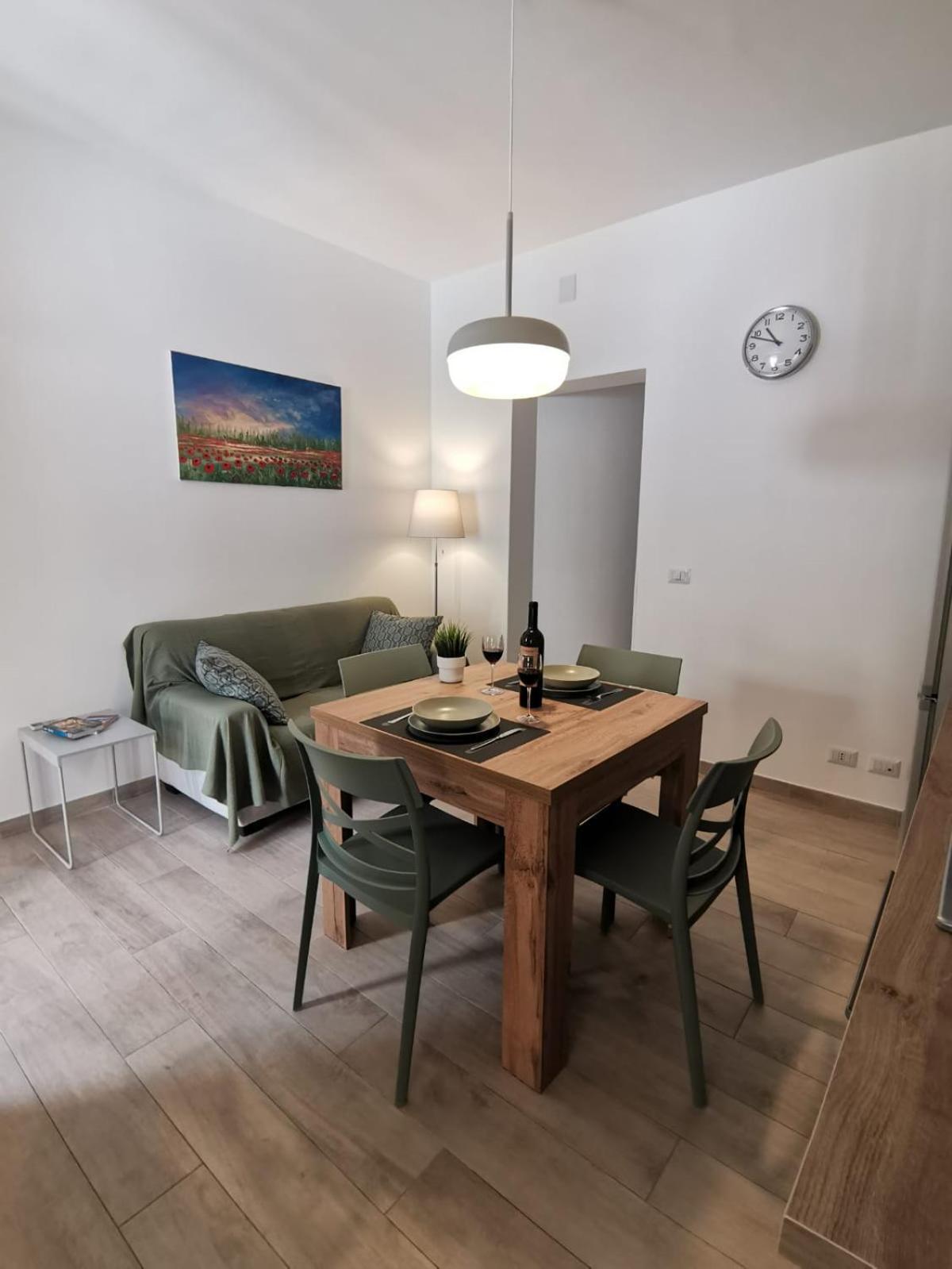 טאורמינה La Cartolina Apartment מראה חיצוני תמונה