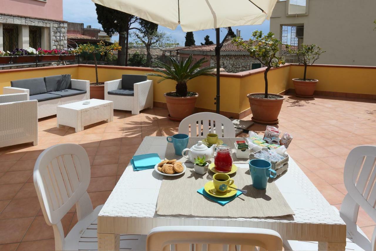 טאורמינה La Cartolina Apartment מראה חיצוני תמונה