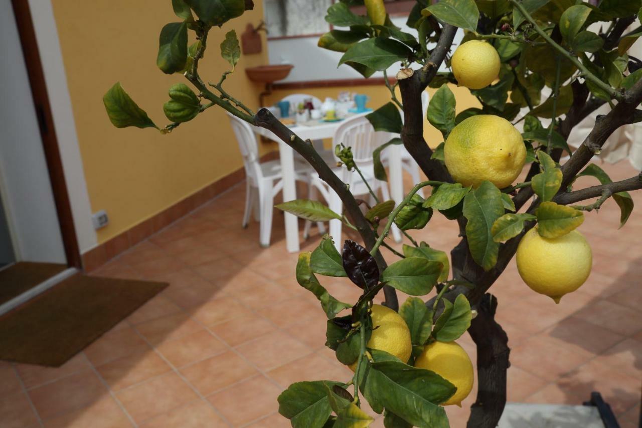 טאורמינה La Cartolina Apartment מראה חיצוני תמונה