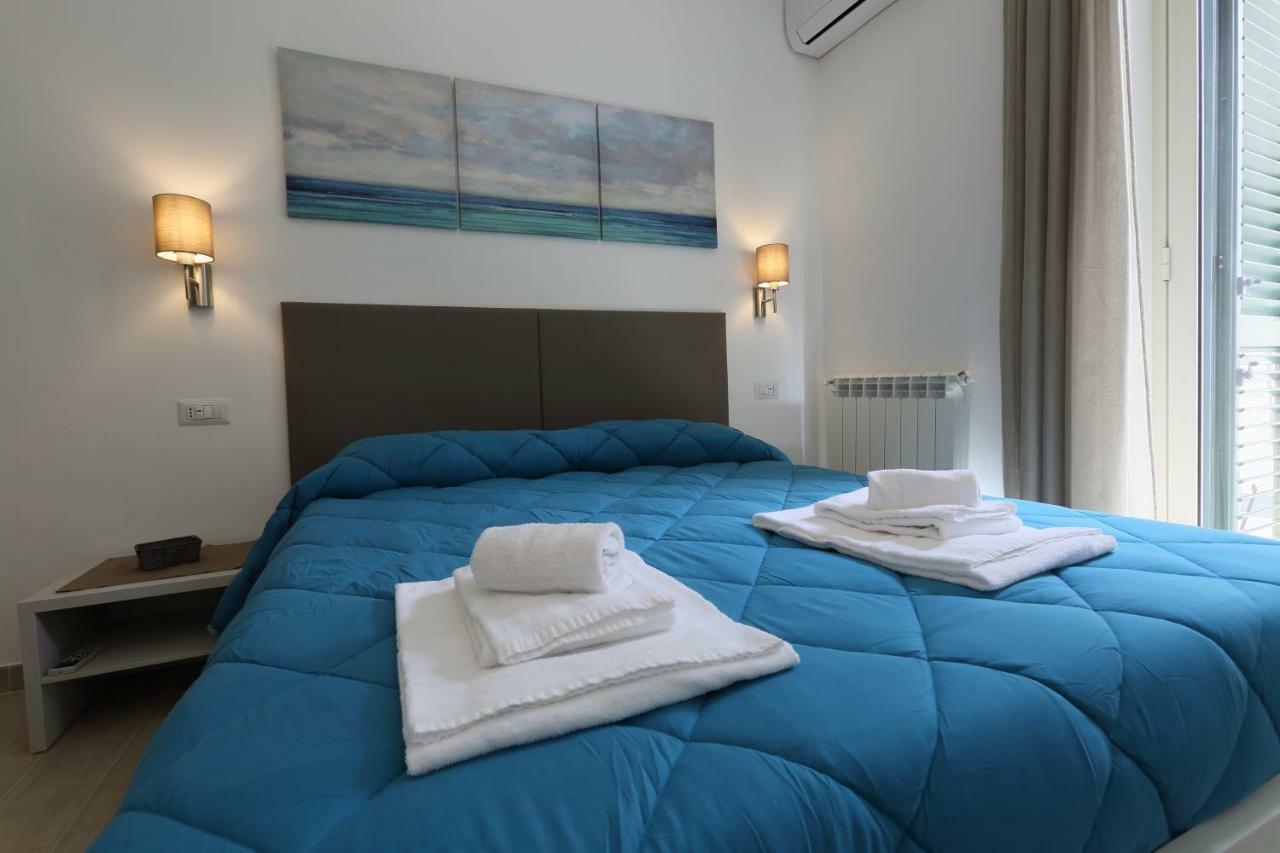 טאורמינה La Cartolina Apartment מראה חיצוני תמונה